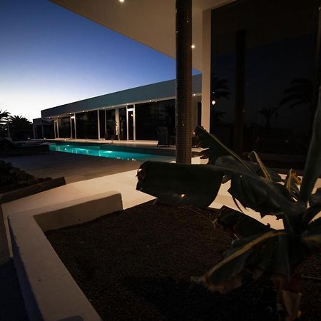 Valhalla Villa Playa Blanca  Exterior photo